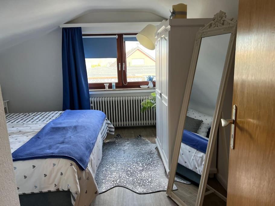 Gemuetliches Apartment Fuer Messe, Job & Kurzurlaub Im Gruenen, Naehe Duesseldorf Meerbusch Buitenkant foto